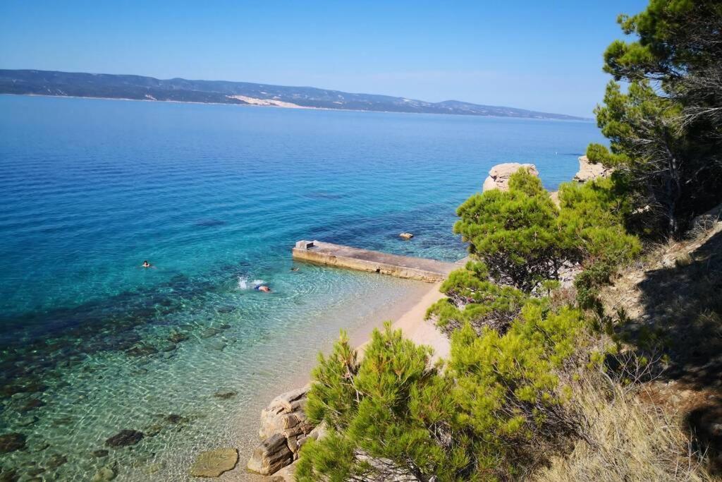 Beautiful Apartment 80 M From The Sea Marusici  エクステリア 写真