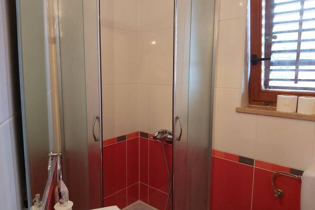 Beautiful Apartment 80 M From The Sea Marusici  エクステリア 写真
